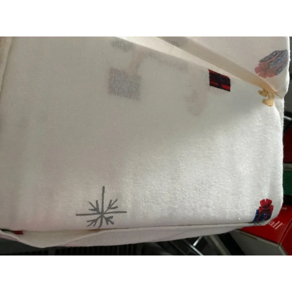 NEW HOLIDAY DOGS Flannel Full Size Flannel Sheet Set SO CUTE AND SOFT!